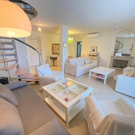 Myrsini Dream Holiday home *